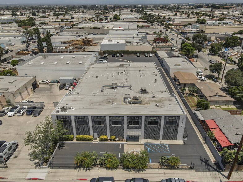 More Photos Of 9323 Rush St, South El Monte Manufacturing For Sale