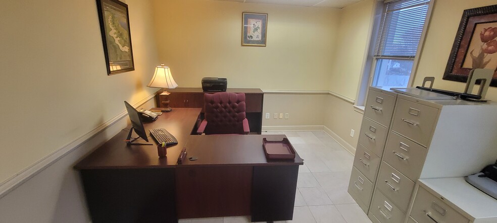 More Photos Of , Silver Spring Office For Sale