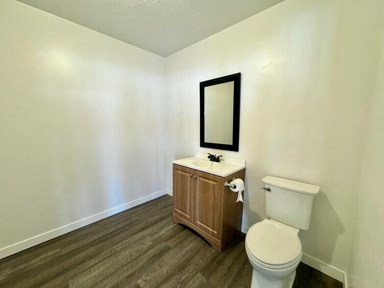 More Photos Of 8850 S Us-89, Willard Light Distribution For Lease