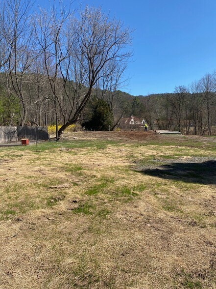 More Photos Of 12 River Rd, Barryville Apartments For Sale