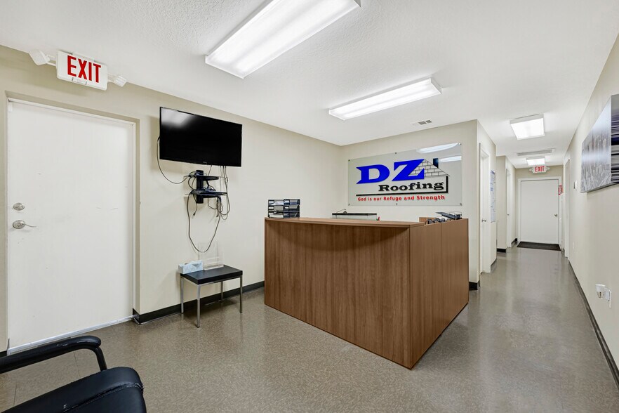 More Photos Of 1106 Witter St, Pasadena Industrial For Sale