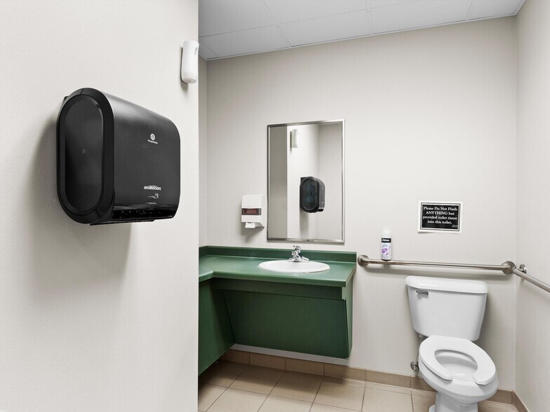 More Photos Of 2205 Forest Ave, Two Rivers Office Residential For Sale