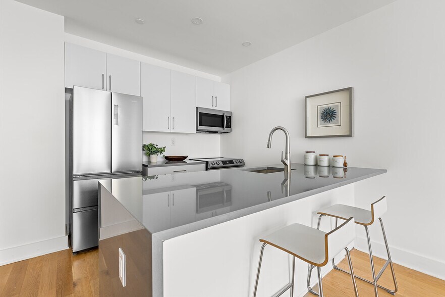 More Photos Of 40 Schaefer St, Brooklyn Apartments For Sale