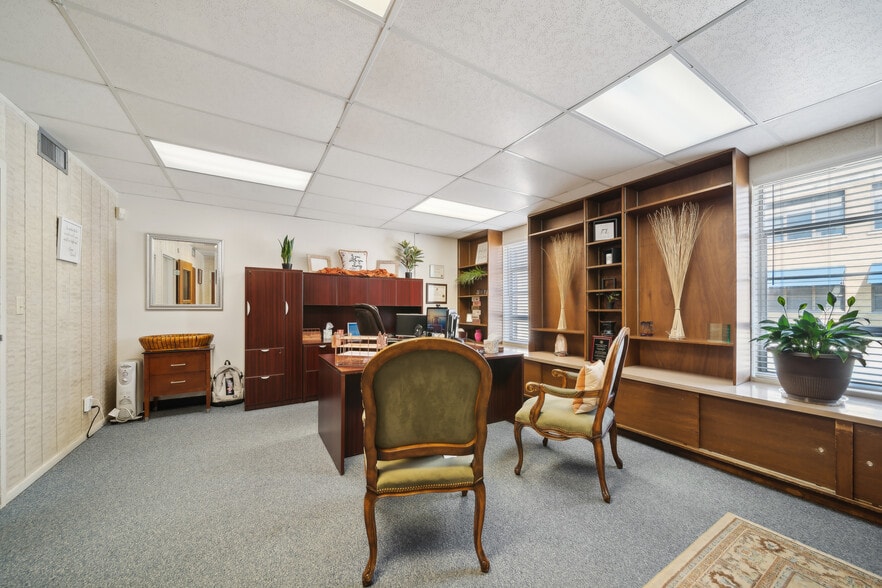 More Photos Of 1203 S Columbia Ave, Tulsa Religious Facility For Sale