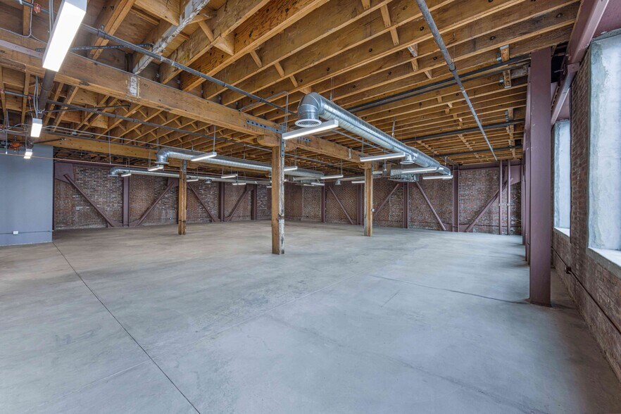 More Photos Of 440 Seaton St, Los Angeles Loft Creative Space For Lease