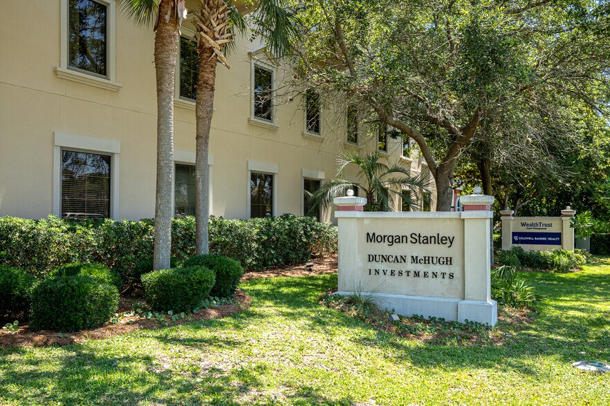 More Photos Of 4458 Legendary Dr, Destin Office For Sale