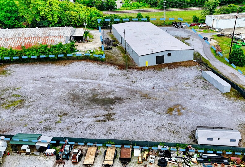 More Photos Of 121 Metrock Cir, Helena Warehouse For Sale