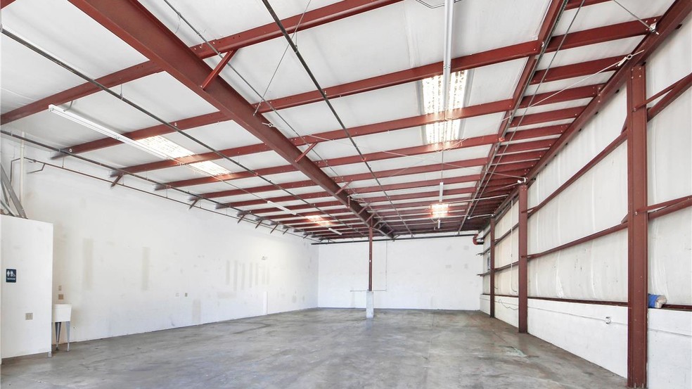 More Photos Of 6557 Garden Rd, Riviera Beach Unknown For Lease