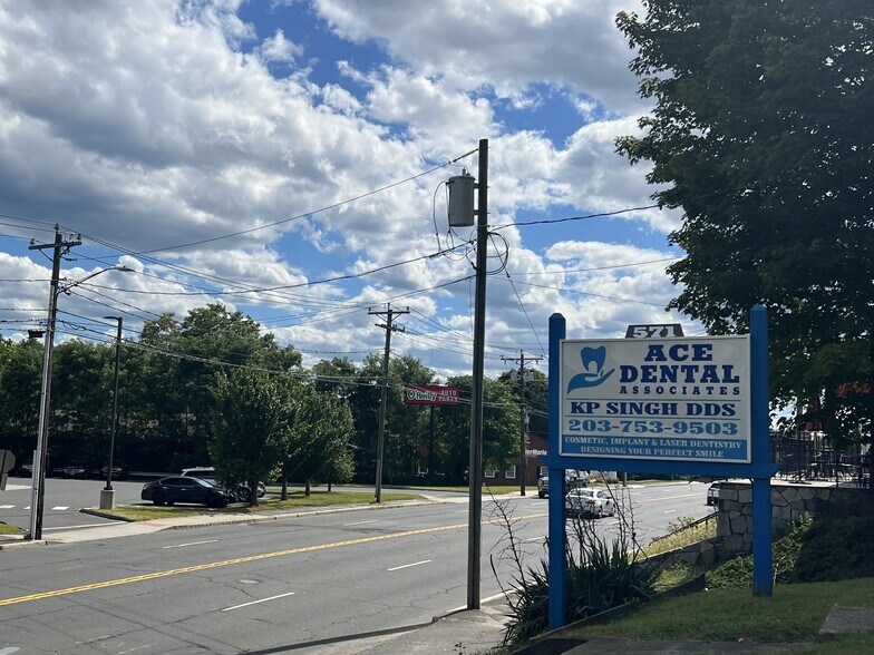 More Photos Of 571 Wolcott St, Waterbury Office For Lease