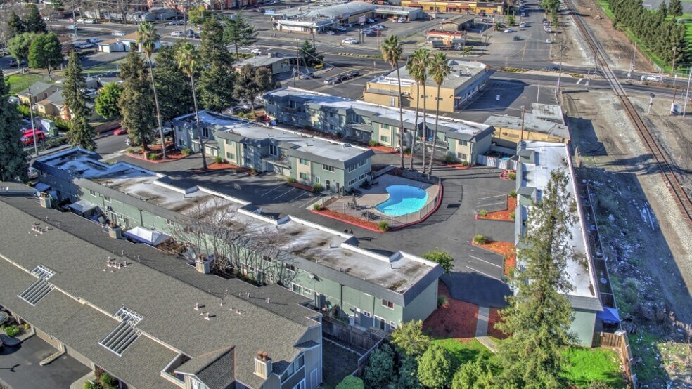 More Photos Of 28222 Lustig Ct, Hayward Apartments For Sale