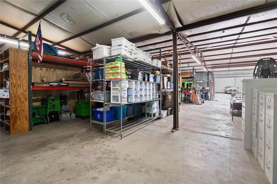 More Photos Of 15617 Old US Highway 441, Tavares Industrial For Lease