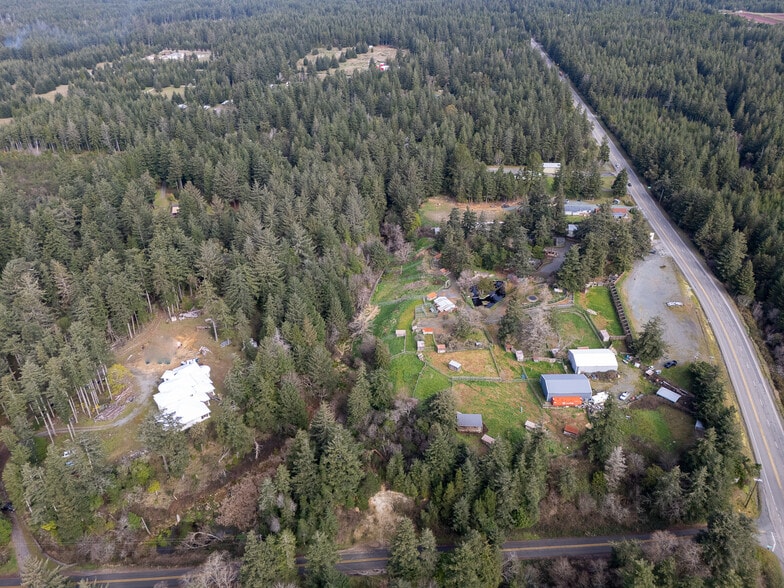 More Photos Of 46914 US-101, Bandon General Retail For Sale