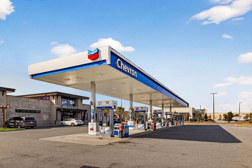 Primary Photo Of 221 Tanger Outlets Blvd, Pooler Service Station For Sale