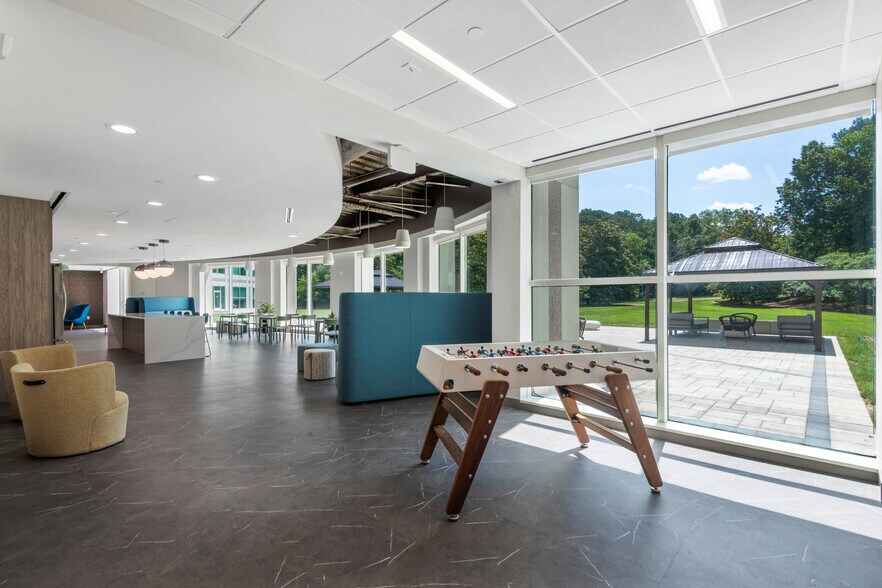 More Photos Of 1001 Winstead Dr, Cary Unknown For Lease