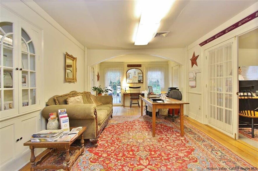 More Photos Of 231 Clinton Ave, Kingston Loft Creative Space For Sale