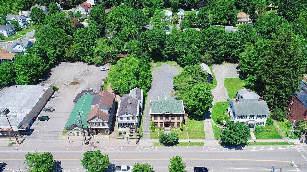 More Photos Of 72 Main St, Delhi Office Residential For Sale