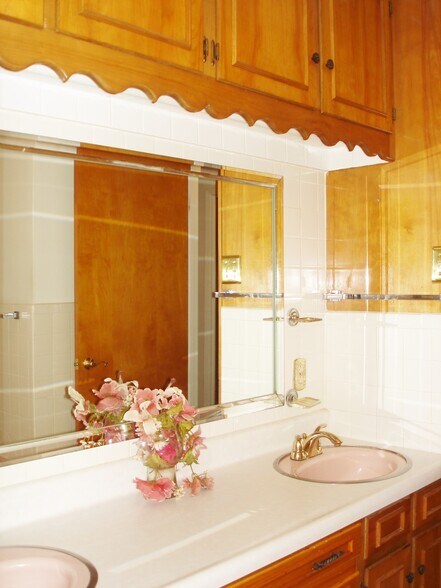 More Photos Of 1100 Sugar Hill Rd, Reno Specialty For Sale