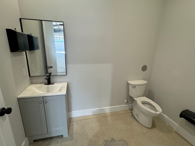 More Photos Of 6723 W Interstate 30, Royse City Unknown For Lease