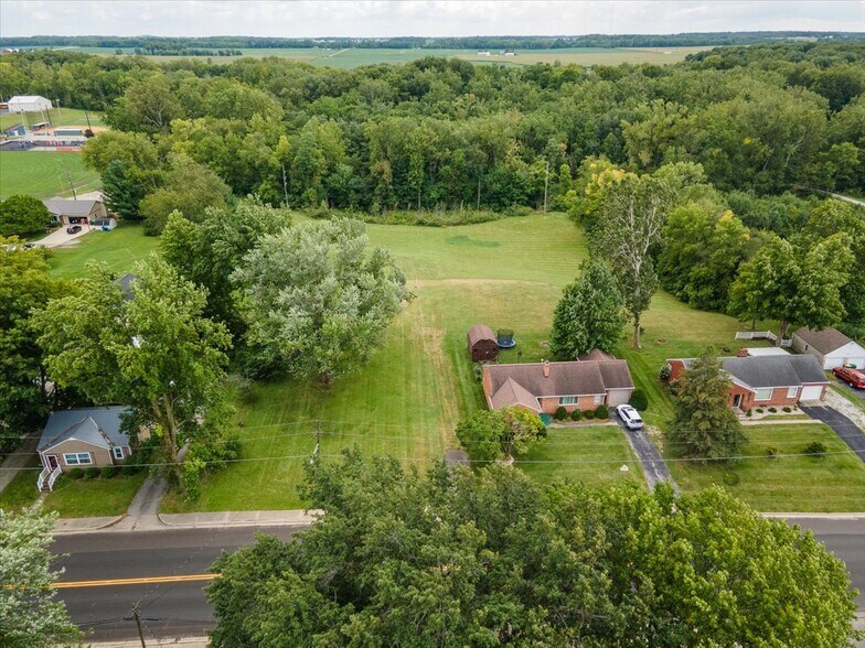 More Photos Of 300 W Main St, Rossville Land For Sale