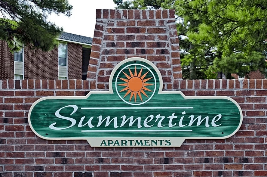 More Photos Of 6535 Summertime Apartments, 6535 Jeffrey Dr, Fayetteville Apartments For Sale