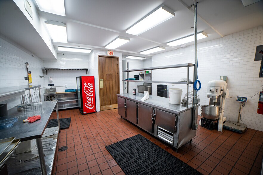 More Photos Of 1655 Sheepshead Bay Rd, Brooklyn Restaurant For Sale