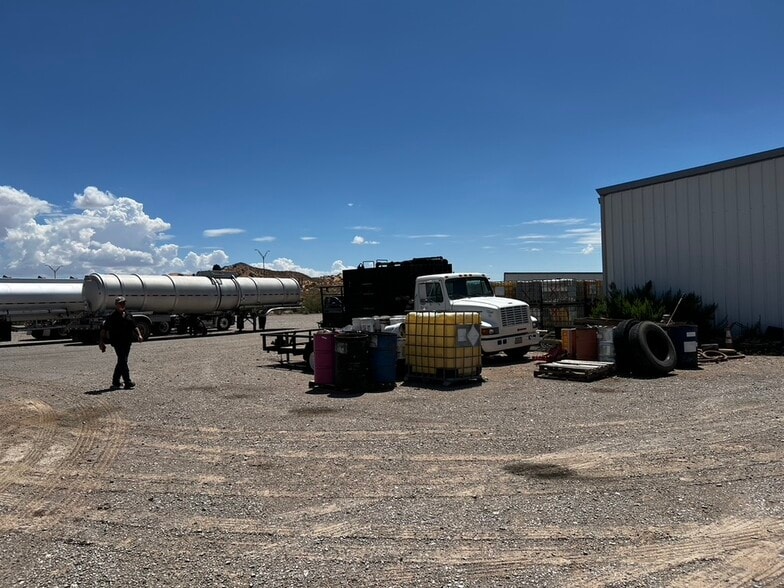 More Photos Of 15721 Montana Ave, El Paso Warehouse For Sale