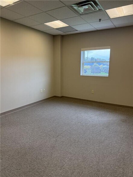 More Photos Of 145 Philo Rd, Horseheads Warehouse For Lease