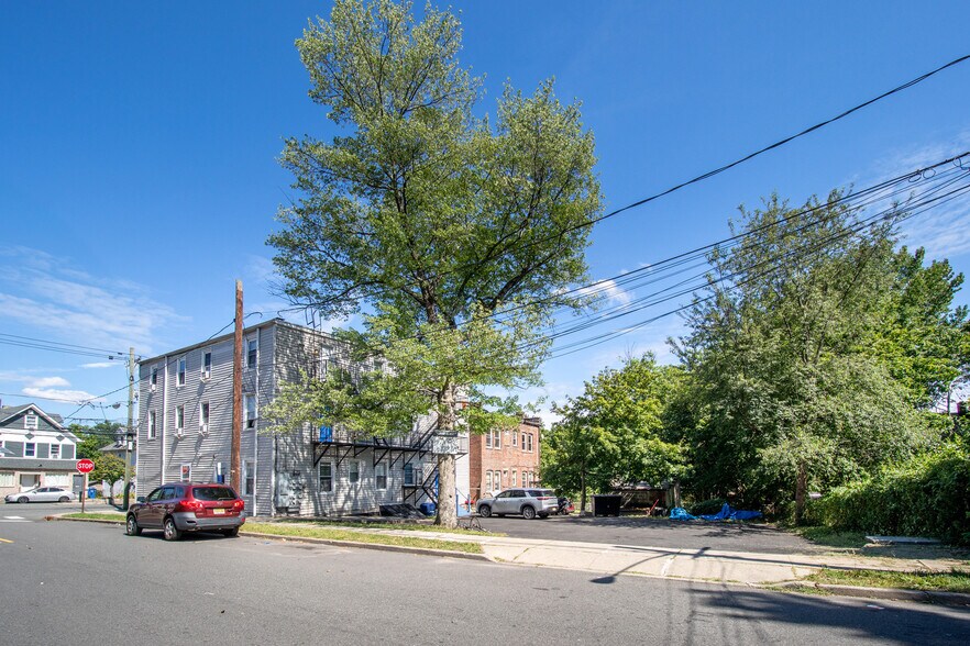 More Photos Of 276-278 W Palisade Ave, Englewood Multifamily For Sale