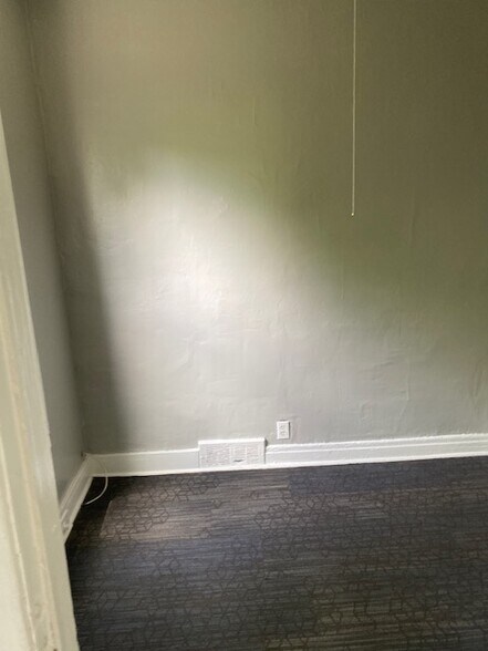 More Photos Of 11 Maria St, Rochester Apartments For Sale