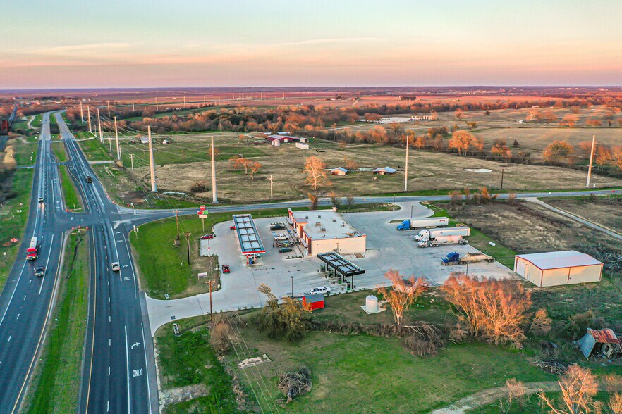 More Photos Of 11378 SH-21, Caldwell Convenience Store For Lease