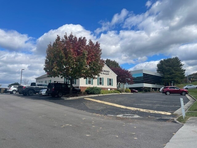 More Photos Of 5100 Bernard Dr, Roanoke Medical For Sale