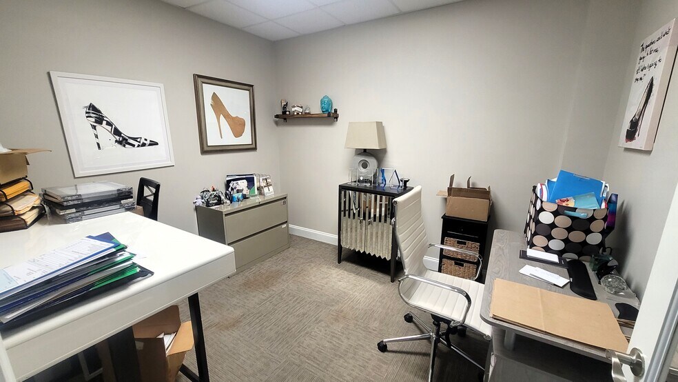 More Photos Of 1313A Miller Rd, Greenville Office For Lease