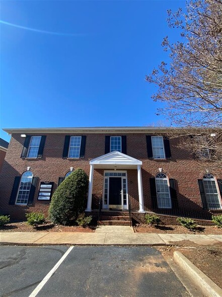 More Photos Of 152 Milestone Way, Greenville Office For Lease