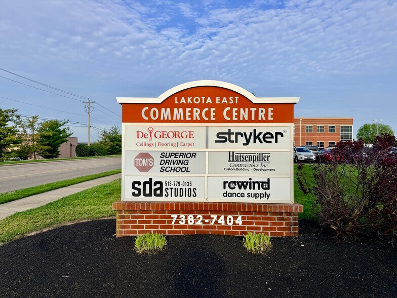 More Photos Of 7384-7404 Liberty One Dr, Liberty Township Showroom For Lease