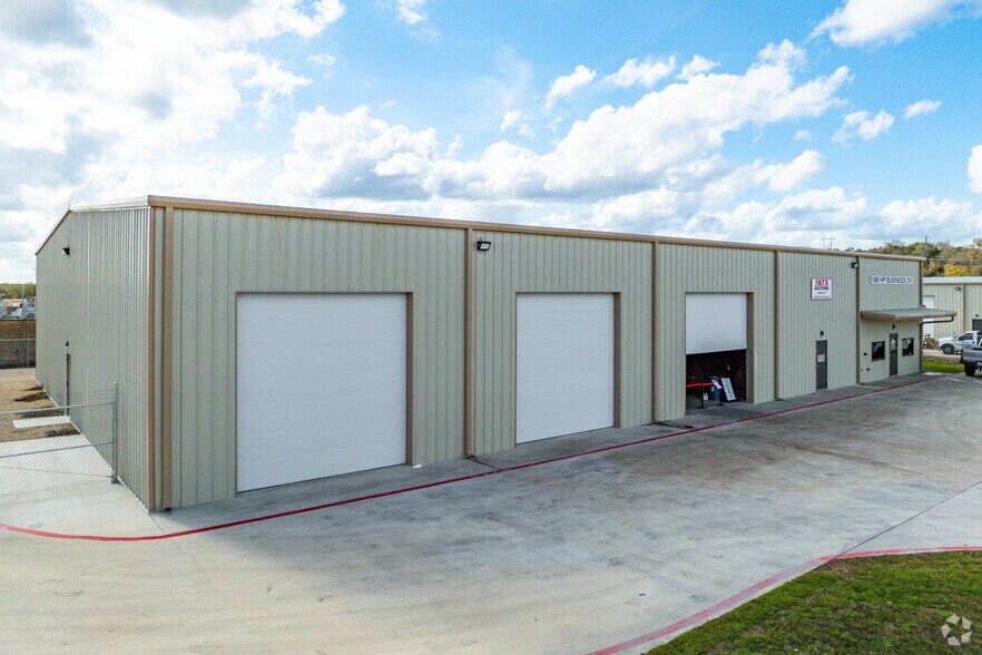 Primary Photo Of 198 HP Business Drive Rd, San Marcos Warehouse For Lease