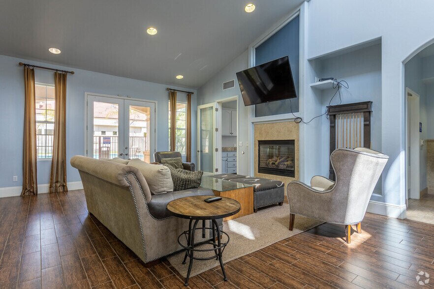 More Photos Of 8400 White Rock Dr, Bakersfield Apartments For Sale
