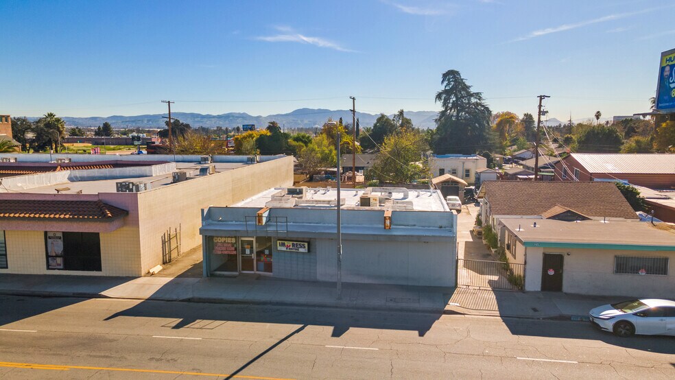 Primary Photo Of 261 E Base Line St, San Bernardino General Retail For Sale
