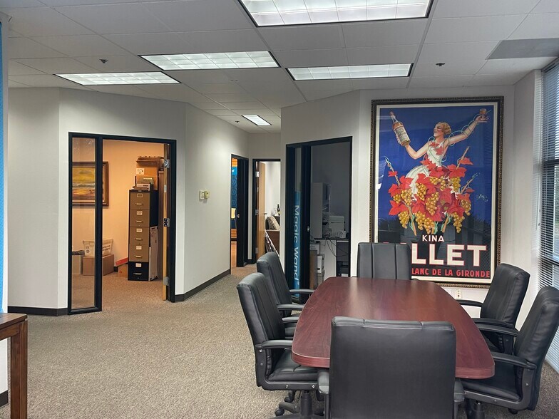 More Photos Of 30-38 Executive Ct, Napa Light Distribution For Lease