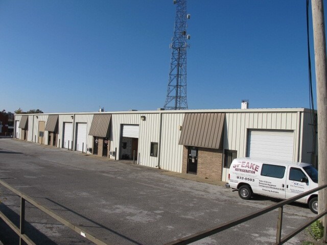 Primary Photo Of 611 N Washington Ave, Springfield Warehouse For Lease