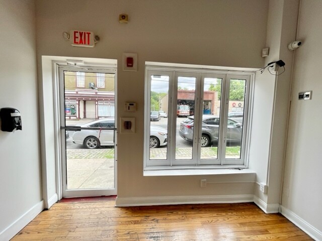 More Photos Of 4213 Ridge Ave, Philadelphia Restaurant For Lease