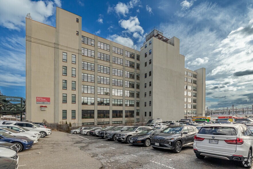 More Photos Of 30-30 Northern Blvd, Long Island City Office For Lease