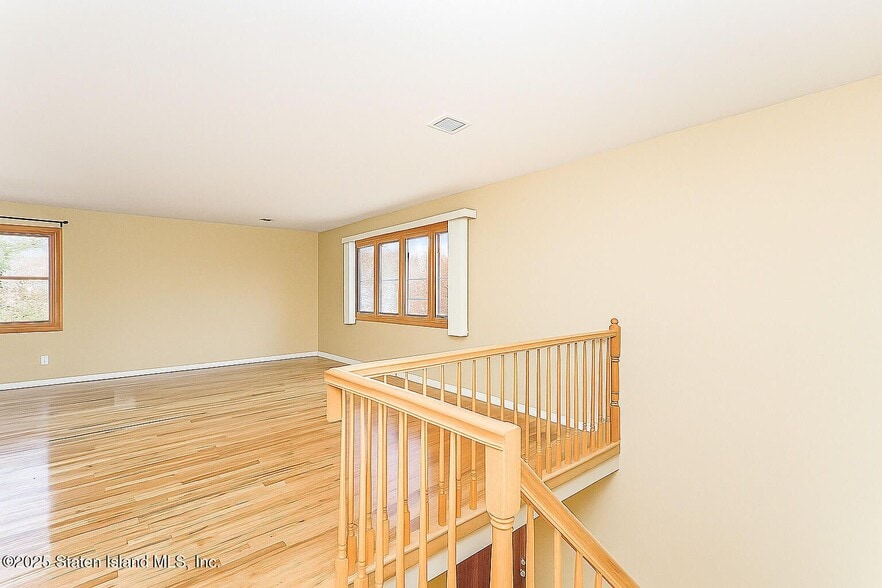 More Photos Of 54 Preston Ave, Staten Island Healthcare For Sale