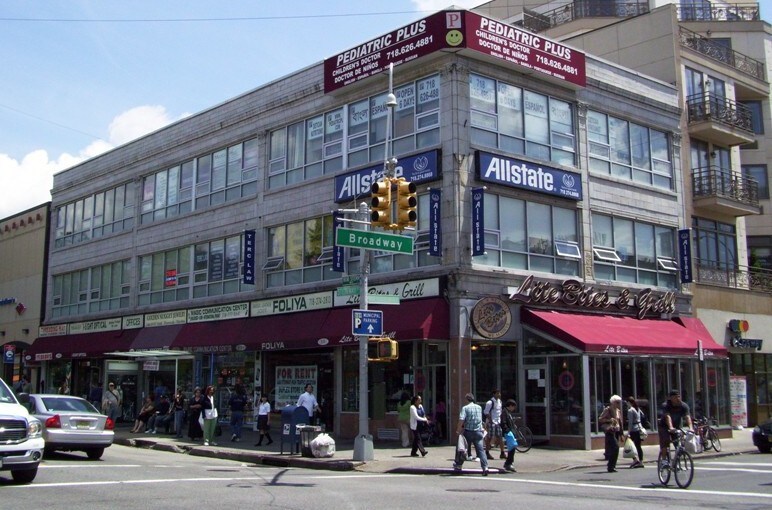 More Photos Of 3189 Steinway St, Astoria Storefront Retail Office For Lease