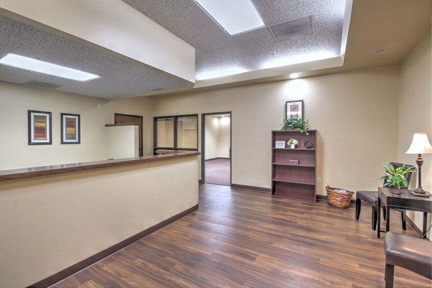 More Photos Of 10737 Laurel St, Rancho Cucamonga Medical For Lease