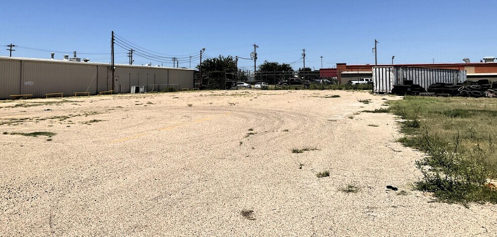 More Photos Of 318 N Bell St, San Angelo Office Residential For Sale