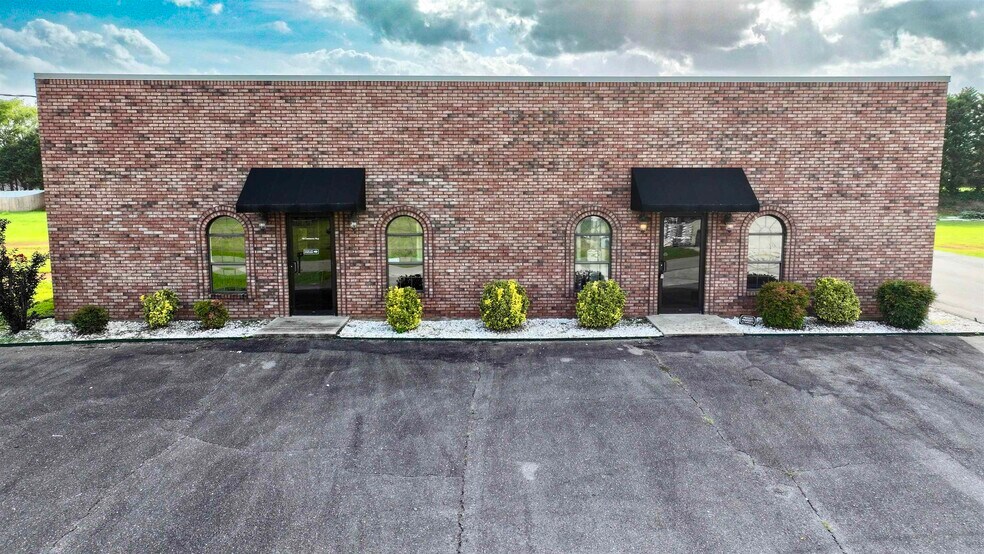 More Photos Of 78 Commerce Way, Killen Medical For Sale