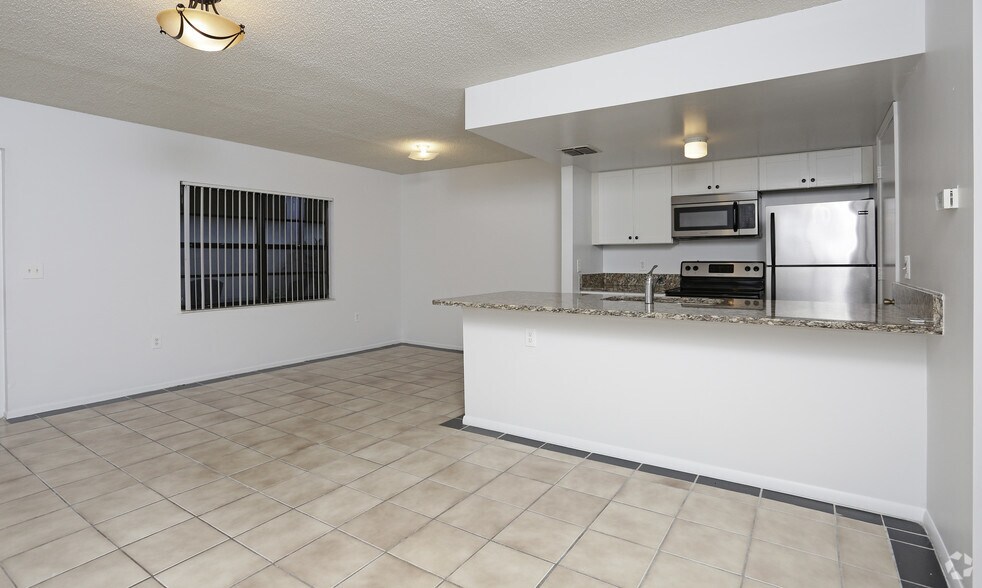 More Photos Of 433 W New England Ave, Winter Park Apartments For Lease