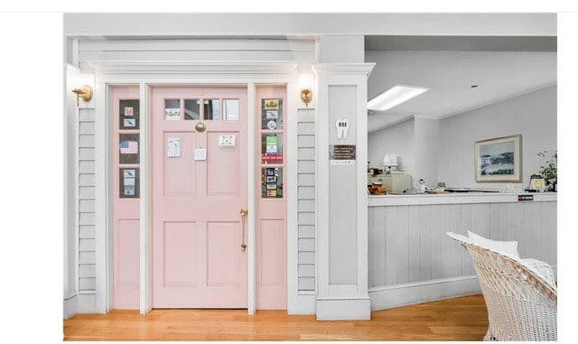 More Photos Of 520 S Water St, Providence Office Residential For Sale