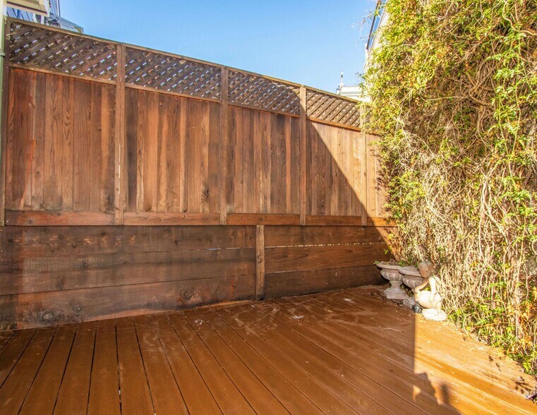 More Photos Of 24 Bosworth St, San Francisco Multifamily For Sale