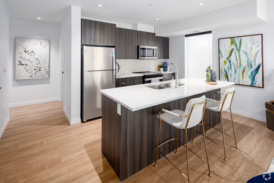 More Photos Of 66 Weber St E, Kitchener Apartments For Lease